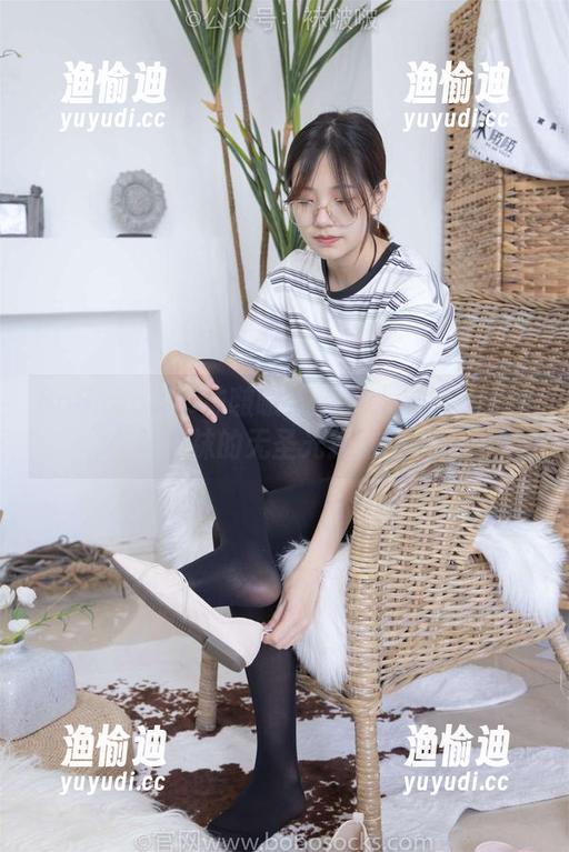 BoBoSocks袜啵啵-奶油 BoBoSocks袜啵啵 - 图包大放送!奶油与网袜的无圣光独特魅力