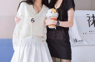 BoBoSocks袜啵啵 – 雪糕的花絮版OL制服美图合集：那种味道，真是难忘！