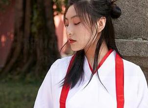 MiiTao蜜桃社 – 陌子Mandy的第二刊美图套图，低调奢华有内涵，玩味十足！