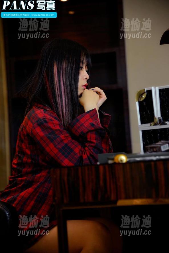 PANS写真-萌萌 PANS写真 - 在线萌萌:新模试镜写真,既萌又撩,谁能拒绝?