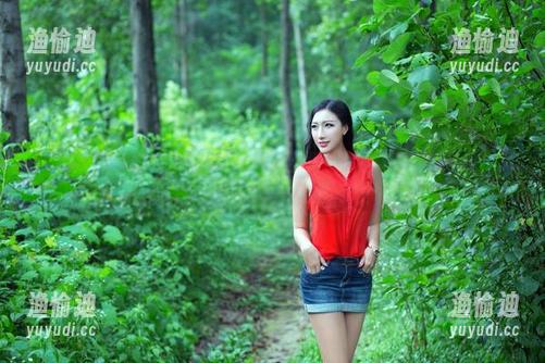 TuiGirl推女郎-田芯娜 TuiGirl推女郎 - 田芯娜甜心写真图册:甜得像极了糖葫芦,忍不住想咬一口!