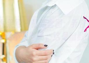 UGirls尤果网 – 最新套图：乔依琳的裤里丝挑战，这不是时尚，这是幽默的力量！