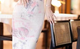 XIAOYU语画界 – 月音瞳的夏日写真：那些细腻的光影和无聊的我
