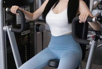 Xiuren秀人网 – 护士阳光下的秘密：林乐一的写真套图感受