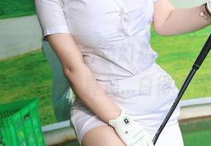 Xiuren秀人网 – 白色幻想：林文文yooki的美图合集，真是…白得太诱人！