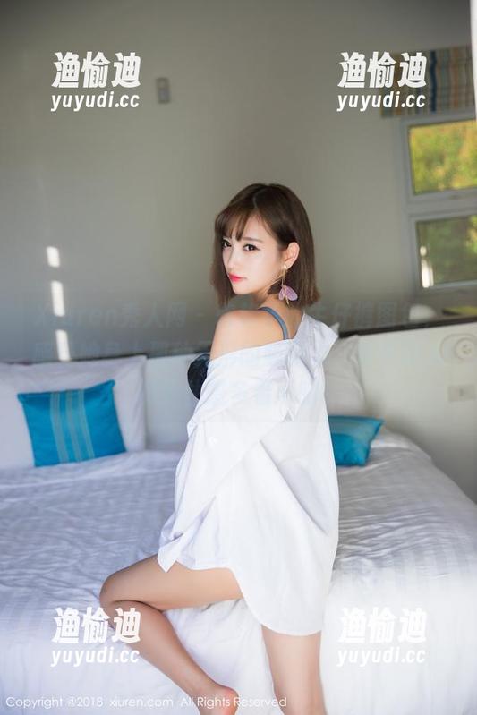 Xiuren秀人网-软软子 Xiuren秀人网 - 软软子的牛仔裤图包,感受她身上那种无形的吸引力,简直让人忍不住想多看两眼!