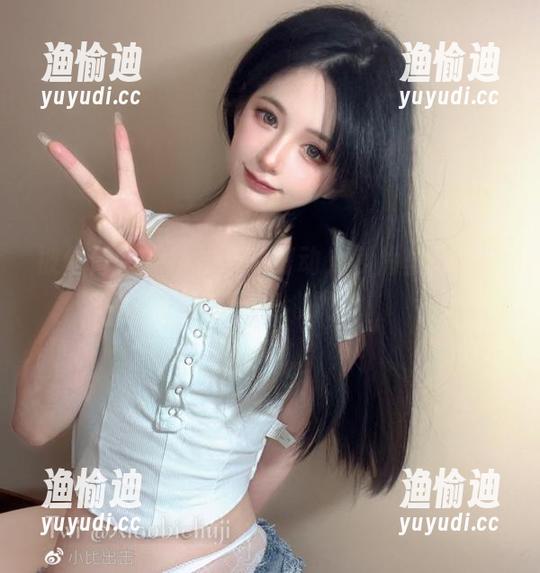 被倦倦喵的婚纱合集打动，照片里的每一帧都像是心跳声