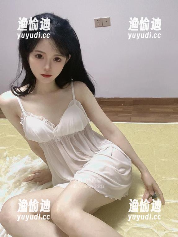 倦倦喵 运动?休闲?倦倦喵的放课后体操服全套写真大揭秘