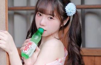 女学生体操服里藏着什么秘密？可可小白兔高清作品集大揭秘！