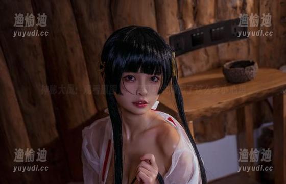 可可老师 神秘大凤:观看原图,原来可可老师藏了这么多小心思