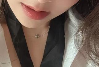 微密圈 – 奶雯的酒店系列更新合集：那些充满暧昧的瞬间，真的是心动的感觉。