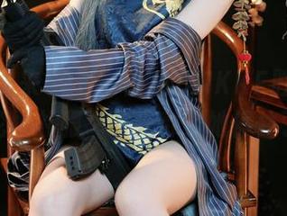 精选美图来袭，宫本桜的NIKKE胜利女神海伦娜礼服，时光都为她停住了。