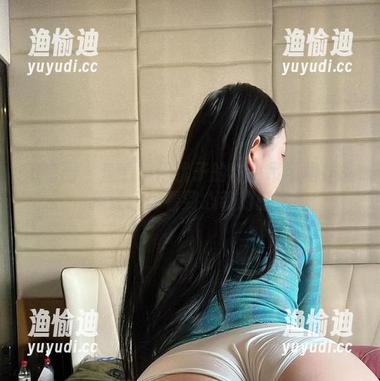小优优子 微密圈 - 查看小优优子的粉色吊带裙作品,保证让你看到心动的感觉!