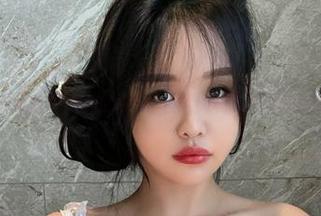 微密圈 – 张鑫baby的私拍：体操服和那些无法言说的瞬间