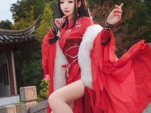 谁说穿连体衣没个性？弥音音ww写真图集中，举手投足都是故事！