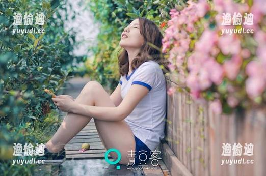 推女神-何晨曦 推女神 - 在何晨曦的护士写真中,病号与护士的距离究竟有多远?带你来看看!