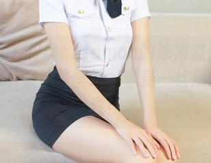 推女神 – 柠檬c_lemon的泳池派对合集——戳一戳这些壁纸，感受一丝顽皮的水汽！