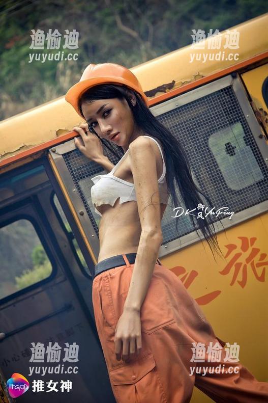 推女神-黄梦羡 推女神 - 黄梦羡化身女仆:美图合集让人想带她回家呢!