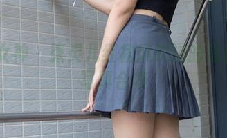 梦丝女神 – 张灵儿红裙风吹过的温柔乡–写真合集