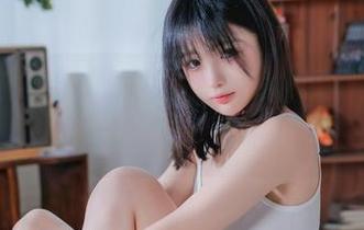 观看樱井宁宁放课后JK合集，感受那些放松时刻里的不经意幽默！