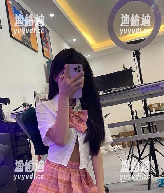 汤圆可甜了 微密圈 - 嘘!浴室里的秘密:汤圆可甜了的诱人图包