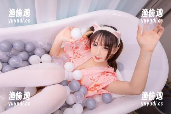 神乐坂真冬 在神乐坂真冬的全套胭脂丝滑中游荡,心里有点悸动,还真是个调皮鬼!
