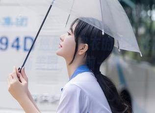秀人网 – z杯悠悠穿皮衣的那份光辉：最新美图，眼前一亮！