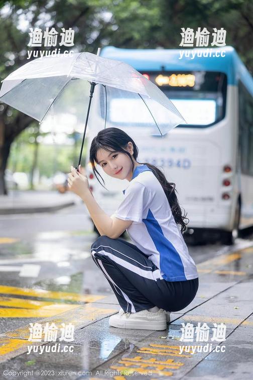 秀人网 - 安然儿红裙套图最新发布：光线好，心情也要好！
