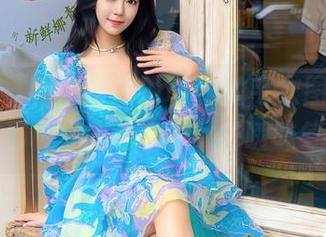 秀人网 – 看徐莉芝Booty的毛衣图集，感受那种“我心水你”的暧昧气息