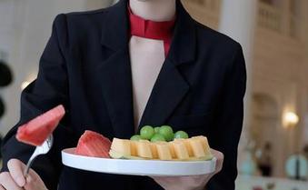 秀人网 – 月酱儿的睡衣探险，网盘里藏着的作品千夜