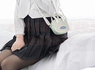 秀人网 – 林子欣和服：原图里的光影，难道是我眼花了？