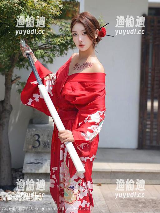 秀人网-林文文 秀人网 - 跳进林文文的泳池:不一样的作品与分享体验