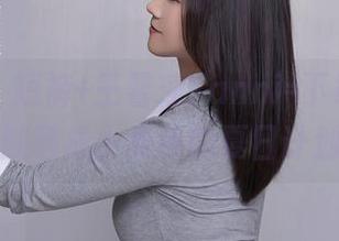 秀人网 – 短裤+王馨瑶Yanni=下载快乐，皮肤晒成小麦色的夏日计划！