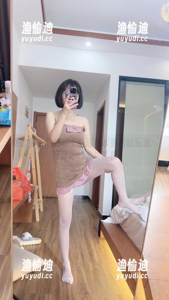 胜利的小生活 微密圈 - 胜利的小生活与水手裙的邂逅:网盘里的大片真相