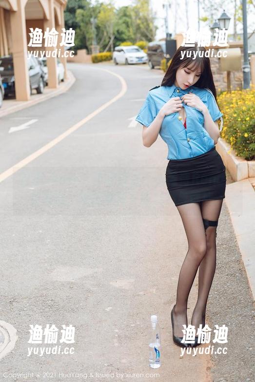 花漾show-小海臀Rena 花漾show - 不容错过!小海臀Rena图包精选,棉袜映衬下的轻盈与诱惑。