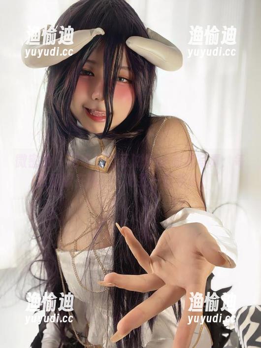 微密圈 - 网盘里的葱油饼er和服写真：每张都像在说，“吃我一口快逃！”