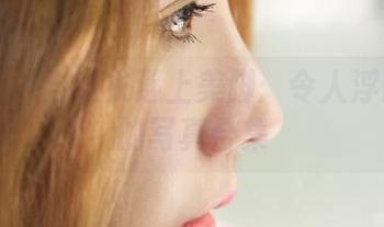 蜜桃社 – 当结衣遇上美脚：令人浮想联翩的写真合集