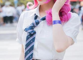 在阿九从不咕咕的白丝写真集中找到的独特资源，真是目不暇接！