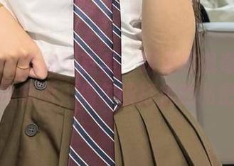 微密圈 – 旗袍写真集：跟着陈佩奇一起在光影中畅游，偶尔被打扰的私密感觉