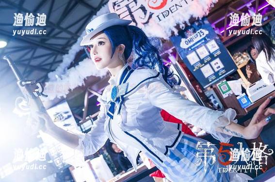 露儿大魔王 从未见过的露儿大魔王女仆,全套内容,好奇心驱使你下载吧!